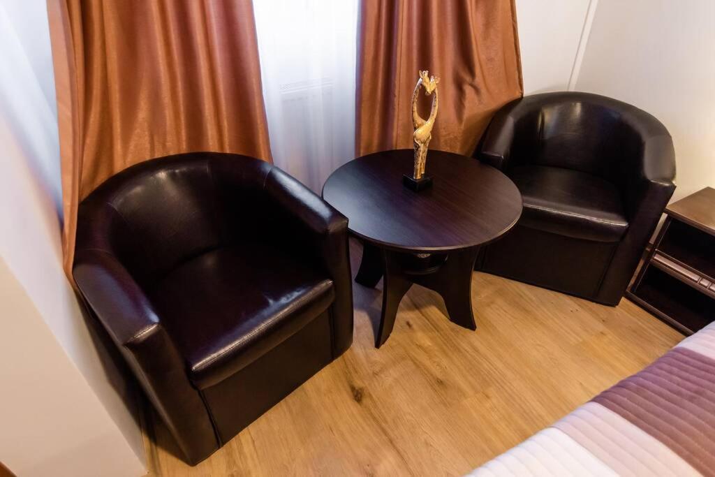Cozy House With Nice Garden In Heart Of City Center Villa Cluj-Napoca Luaran gambar